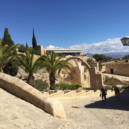 Apartamento Centrico Castillo S. Barbara Alicante Eksteriør bilde
